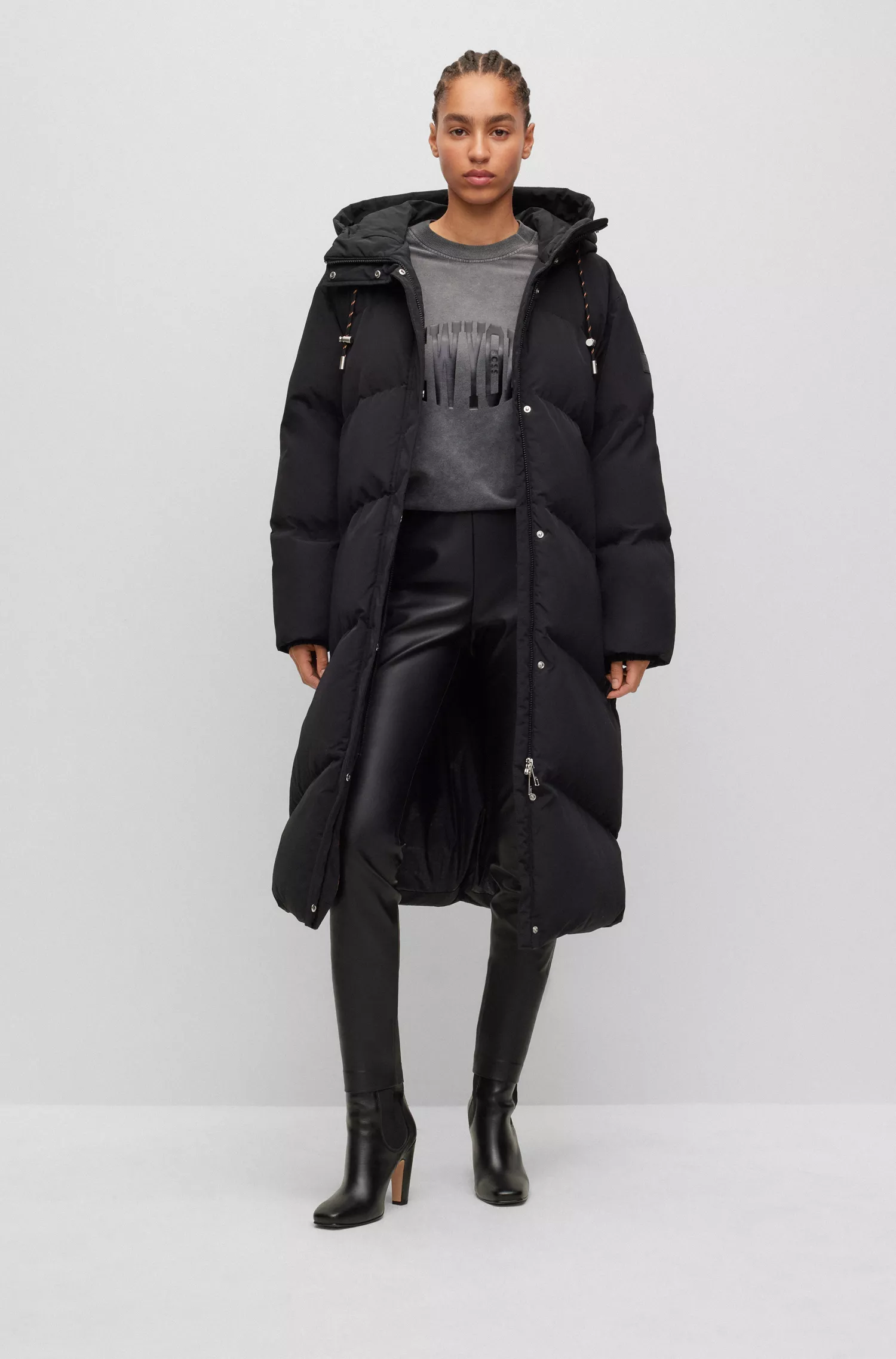 Jaqueta parka com capuz BOSS laranja, modelagem regular.