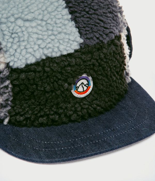 Patagonia Range Earflap Cap (synched flight small natural)