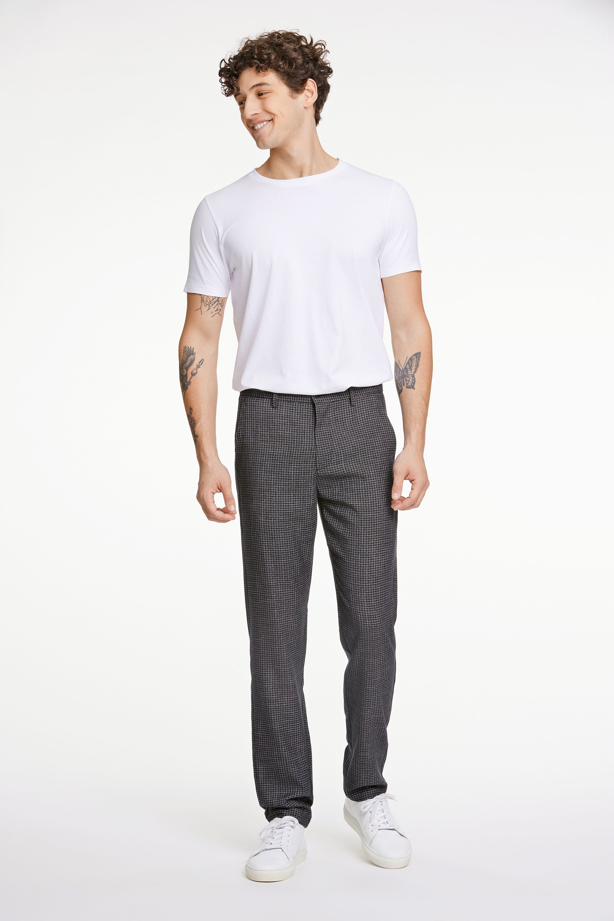 LINDBERGH Chinohose  mit modernem Karomuster