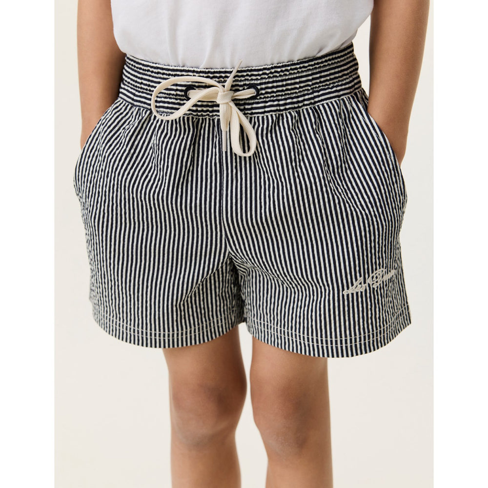 Køb Les Deux Kids Black Stan Stripe Swim Shorts