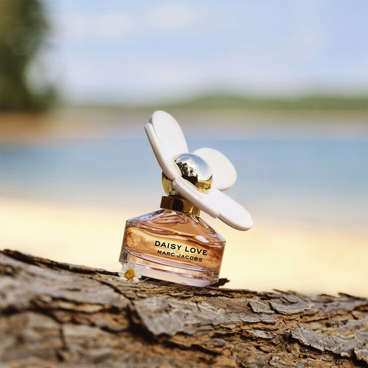 Marc Jacobs Daisy Love Eau De Toilette