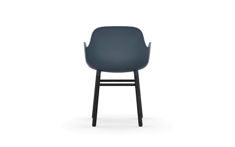 Normann Copenhagen Form Armchair stoel met zwart onderstel zwart