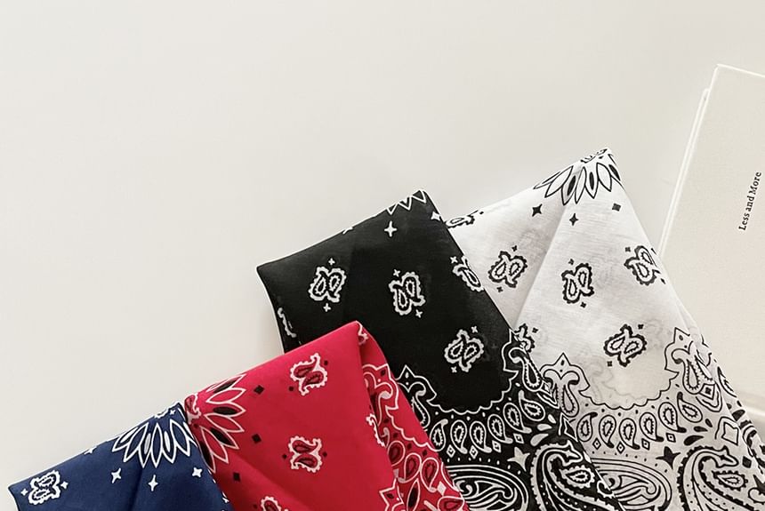 4.4 STUDIO - Paisley Print Hoofddoek