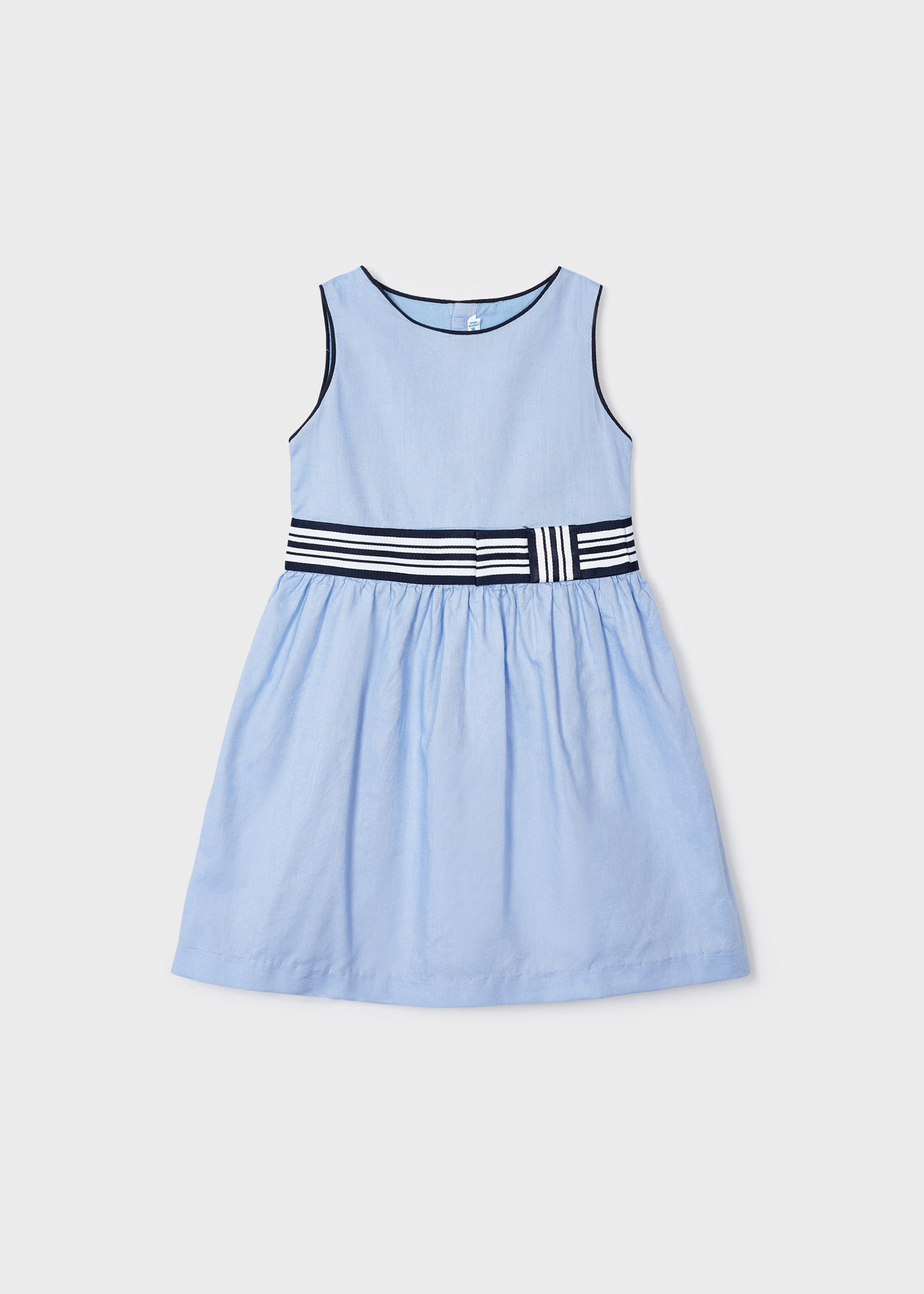 Vestido oxford sem mangas para meninas