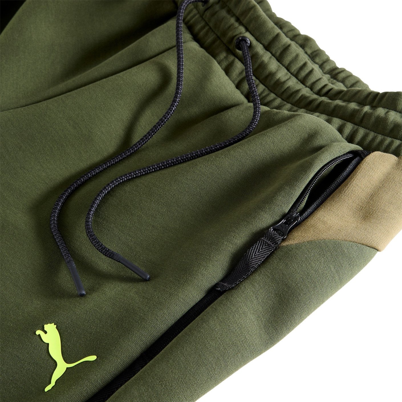 PUMA Borussia Dortmund Pumatech Trainingspak Full-Zip 2024-2025 Donkergroen Olijfgroen Geel