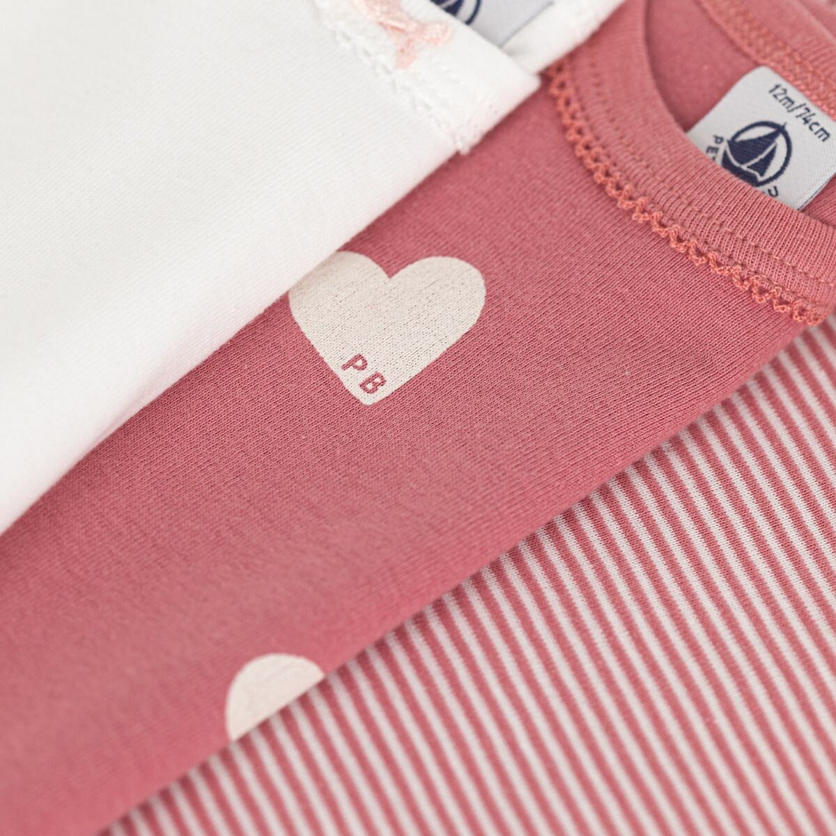 PETIT BATEAU<br>Conjunto de 3 bodies de manga curta