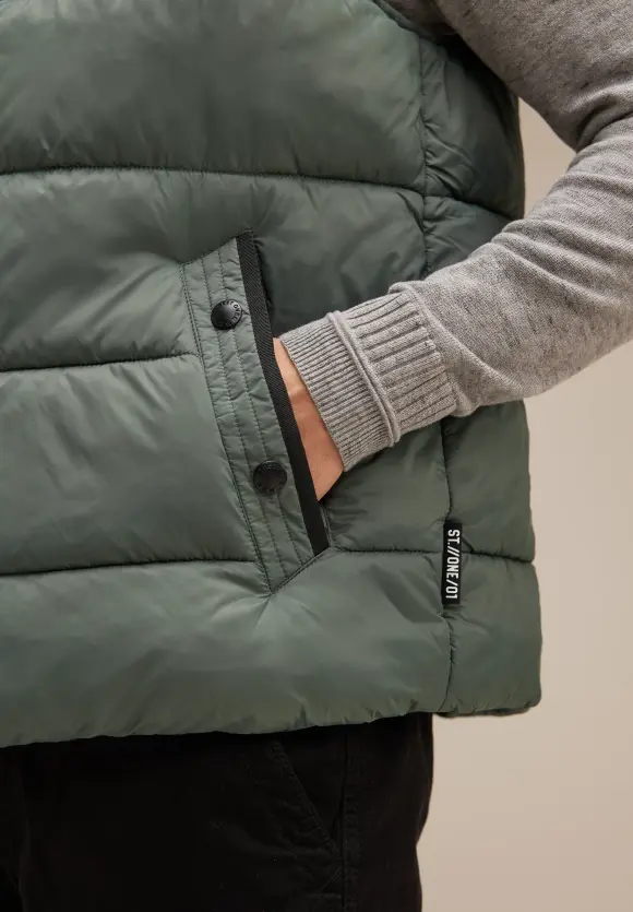 Pufferweste im Materialmix - ash green