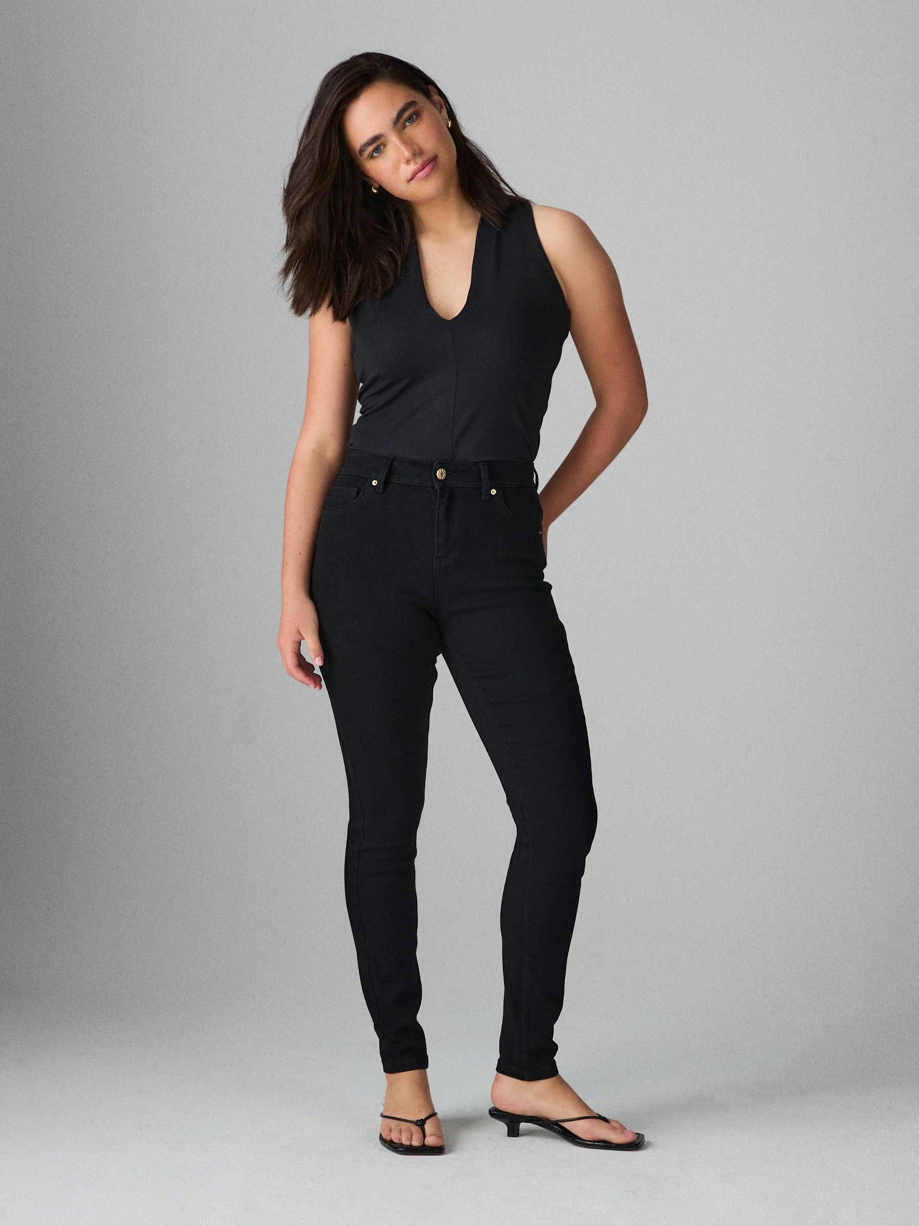 Zwart - Superzachte skinny Hourglass jeans