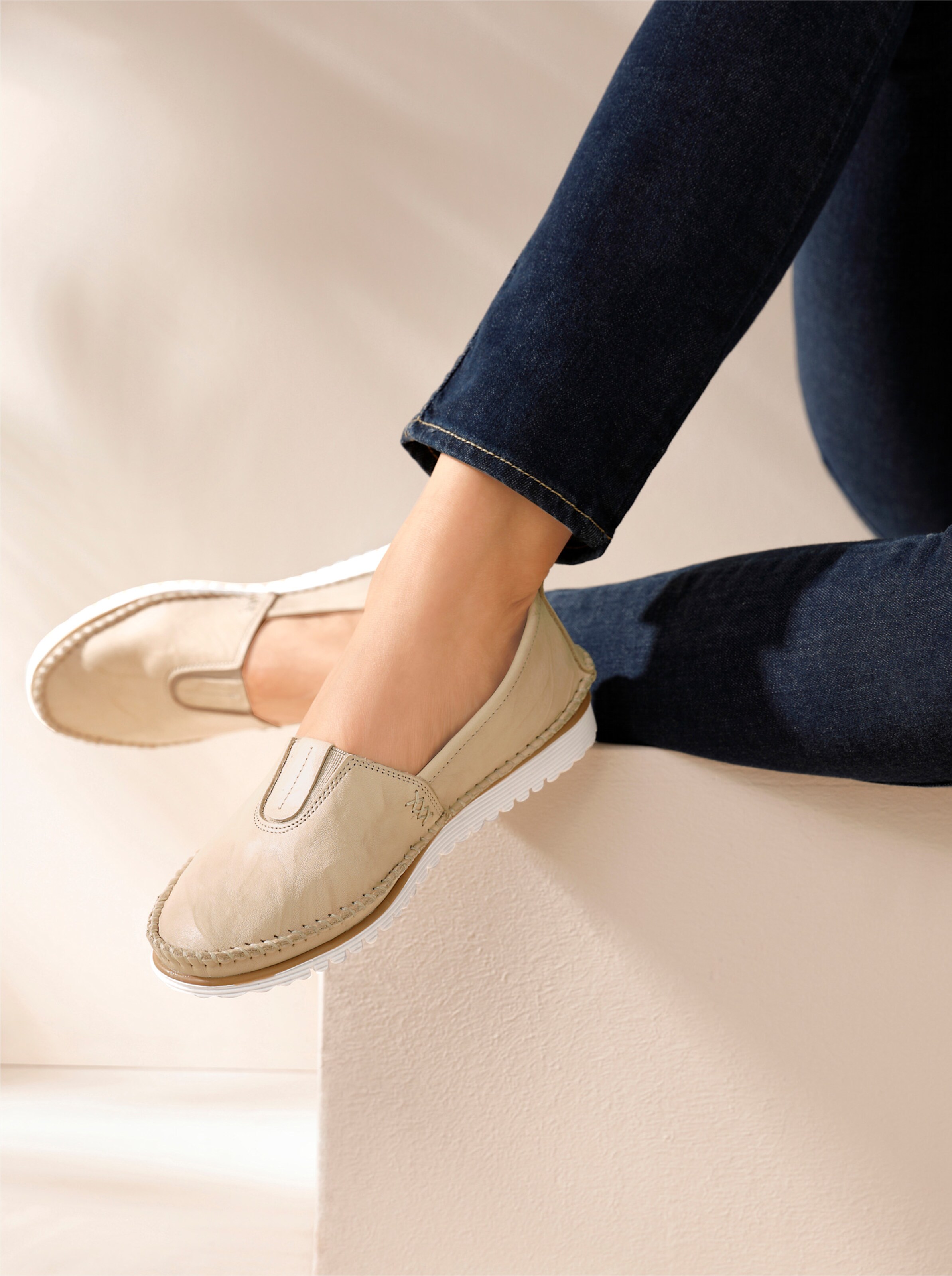 Andrea Conti Slipper in beige