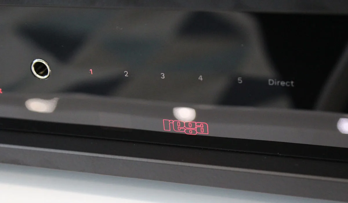 Rega Aethos Noir Amplis hi-fi stéréo