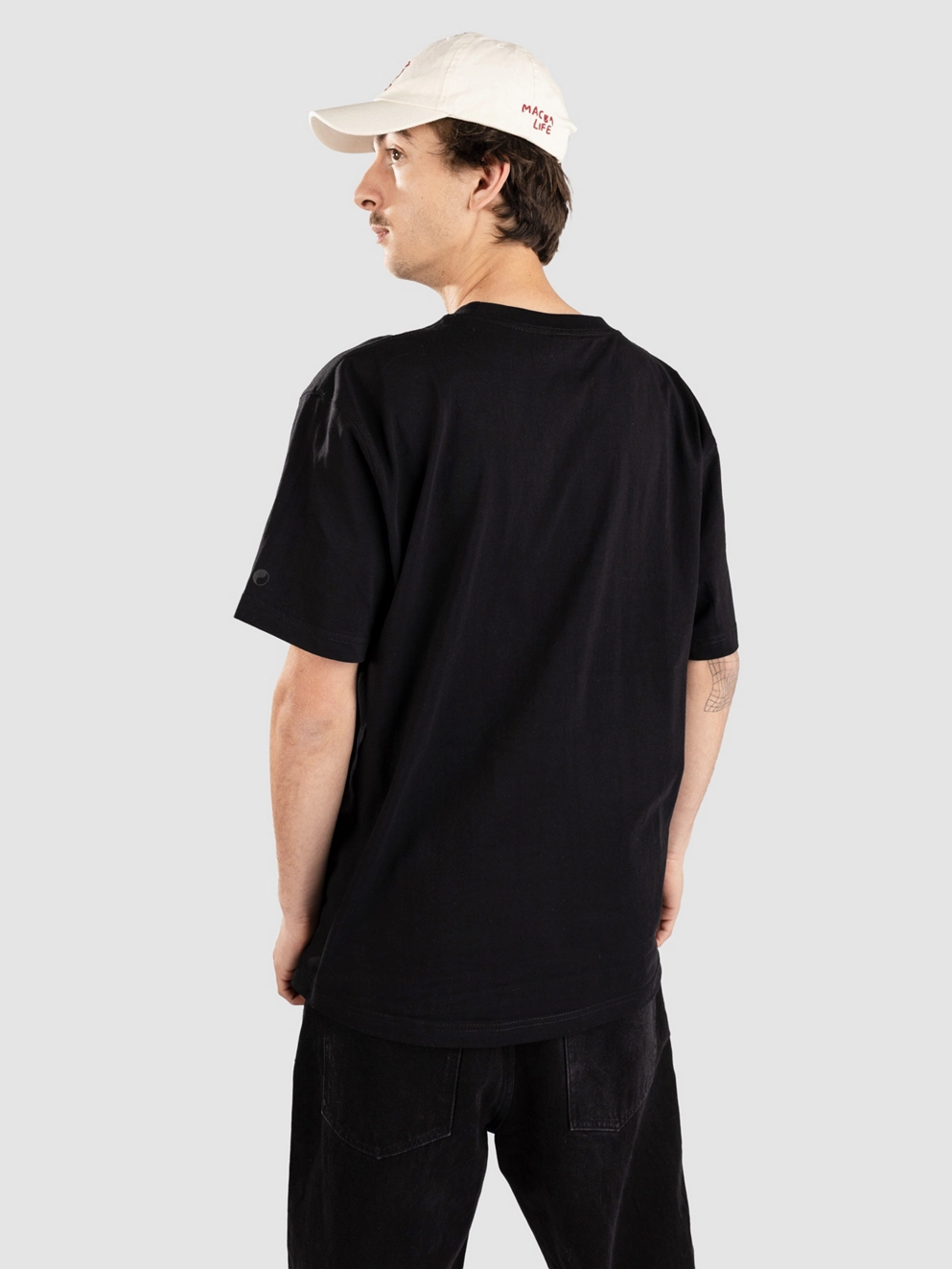 Worship Supplies Messenger T-Shirt black