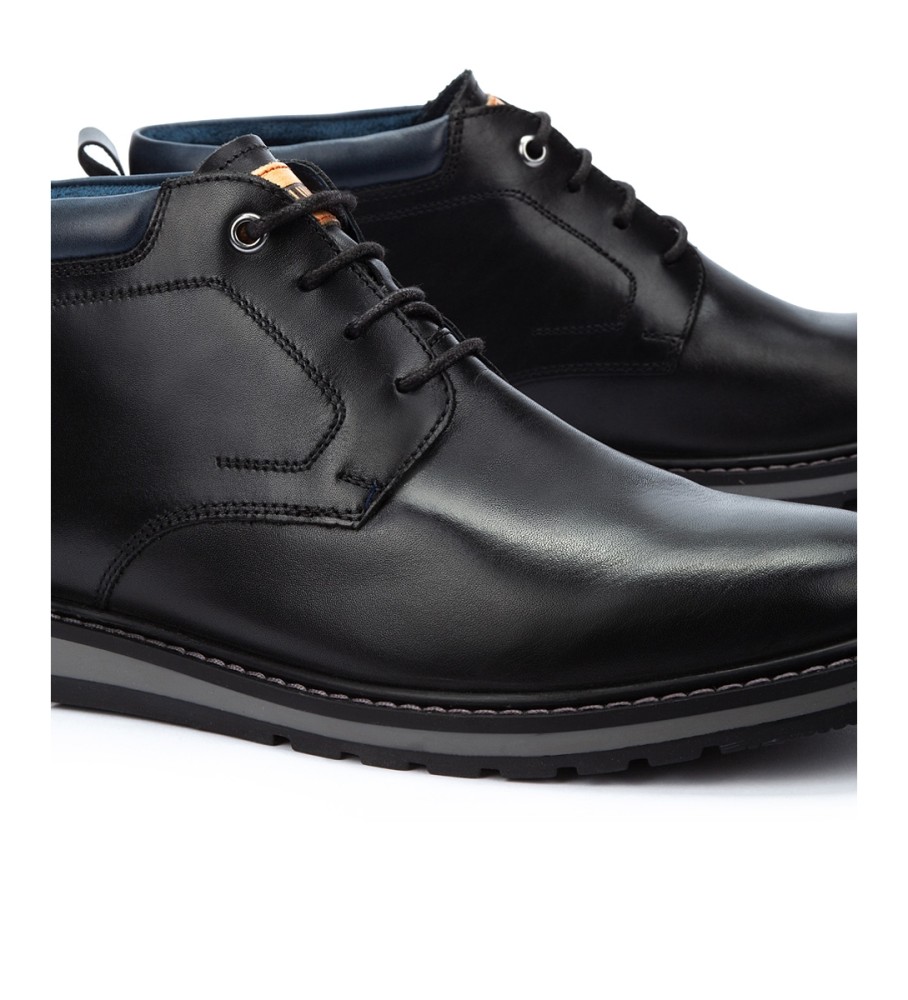 Botas de tornozelo Pikolinos Berna em couro preto