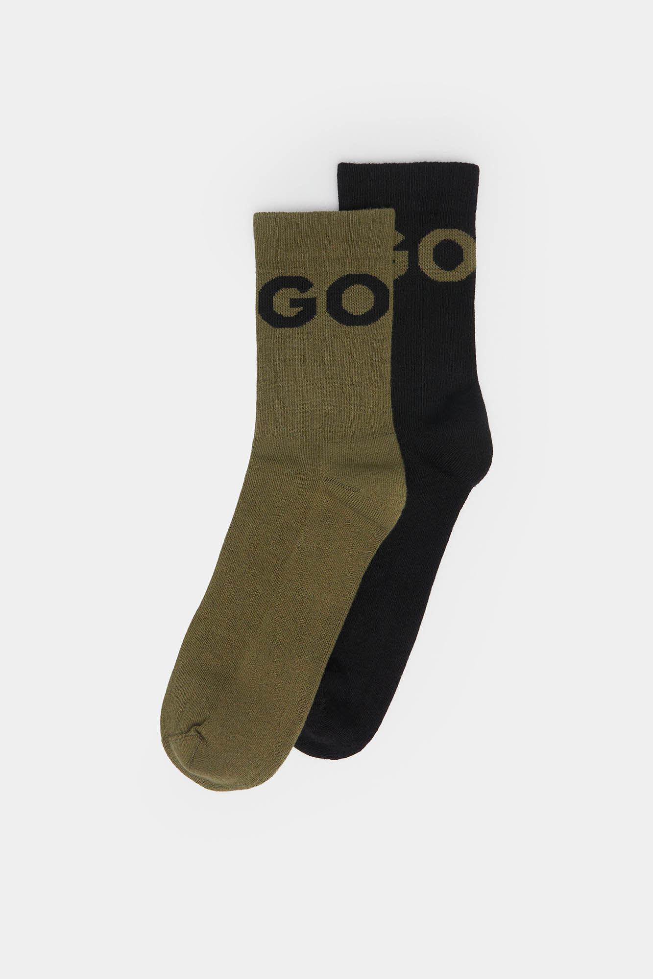 Pacote com 2 pares de meias esportivas - multicoloridas