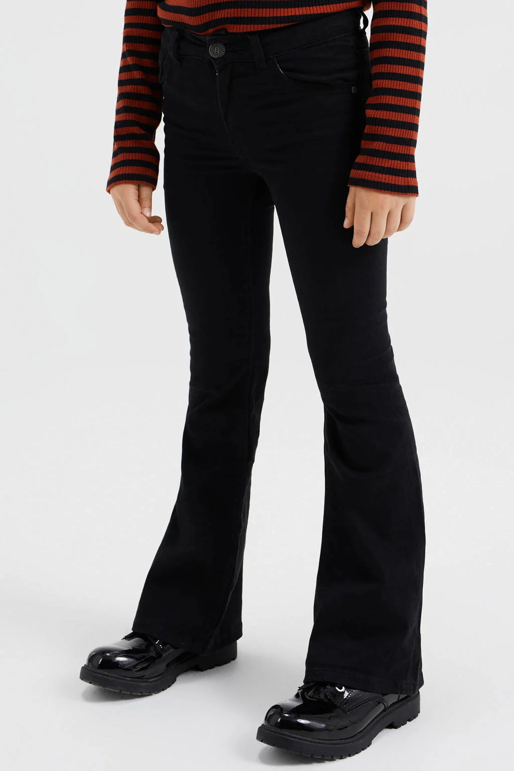WE Fashion flared jegging zwart