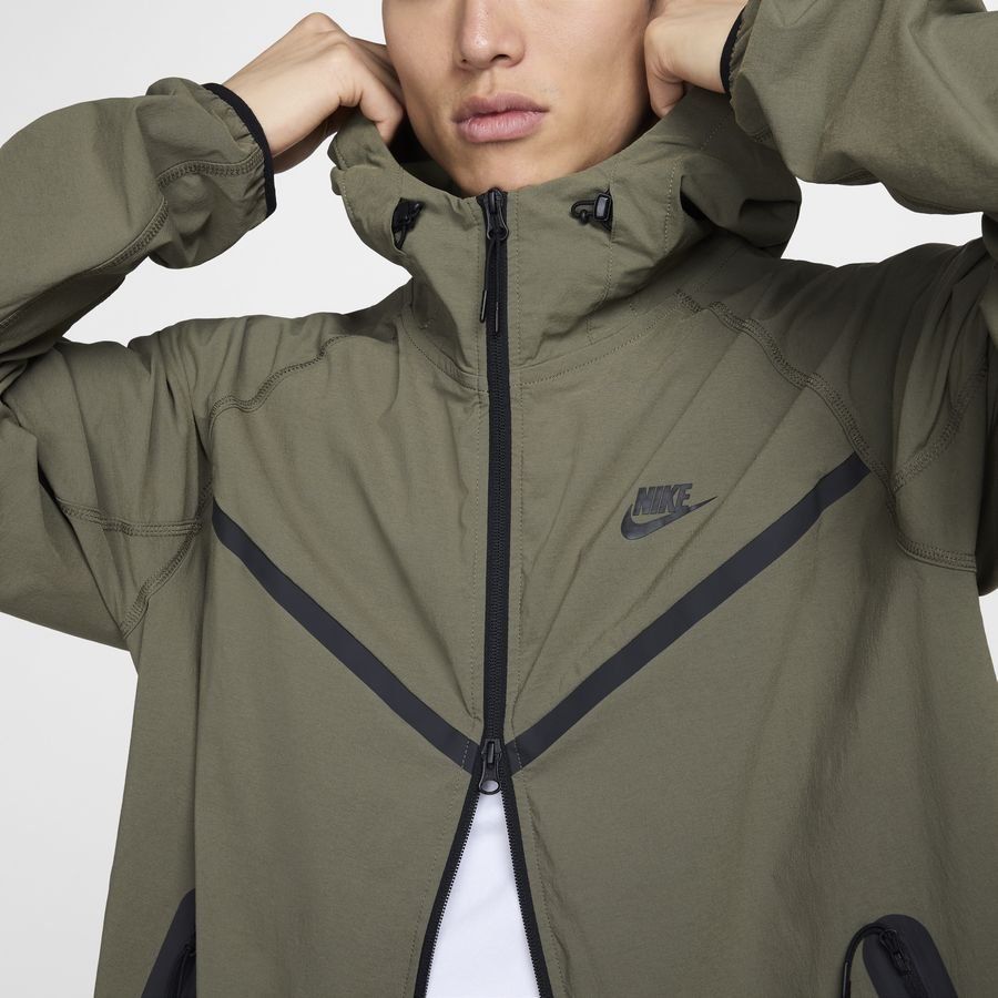 Nike Tech