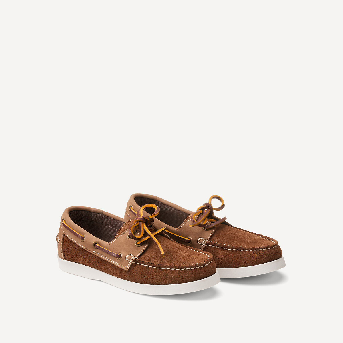 COLEÇÃO LA REDOUTE<br>Sapatos náuticos de couro com cadarço