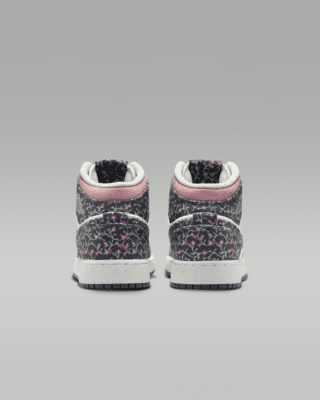 Air Jordan 1 Mid SE Older Kids' Shoes
