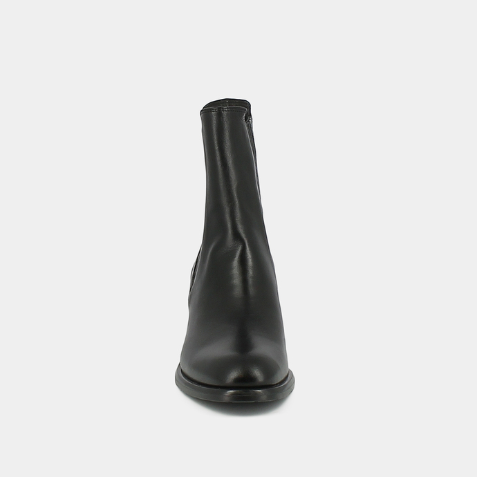 Boots à bouts ronds et petits talons  en cuir noir