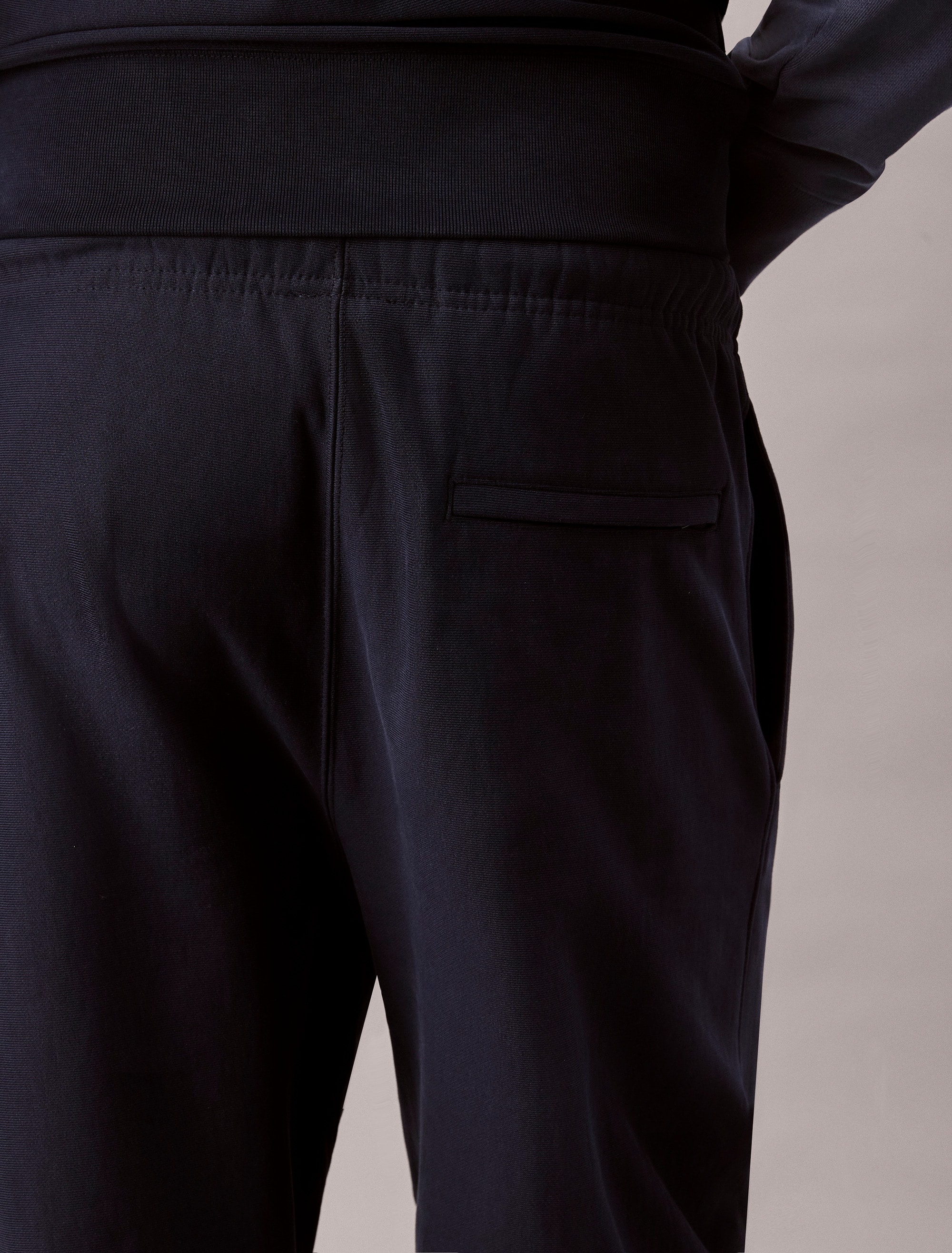Calvin Klein Jeans Sweathose »PREMIUM TERRY MONOGRAM JOGGER«  Mit elastischem Bund