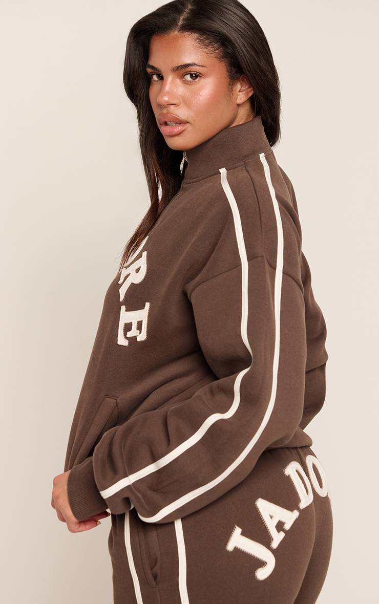 Chocolat Sweat Zippé Shape Rose Contrasté Avec Appliqué J'adore