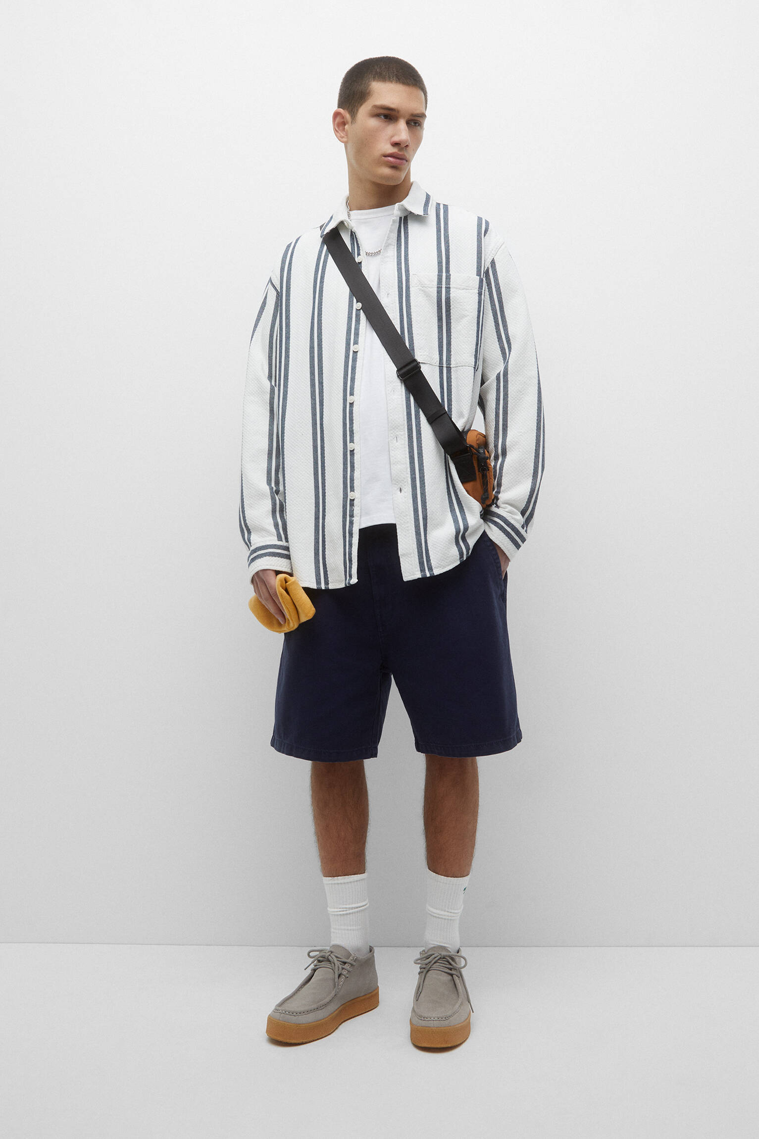 CAMISA LISTRADA - BRANCA SUJA