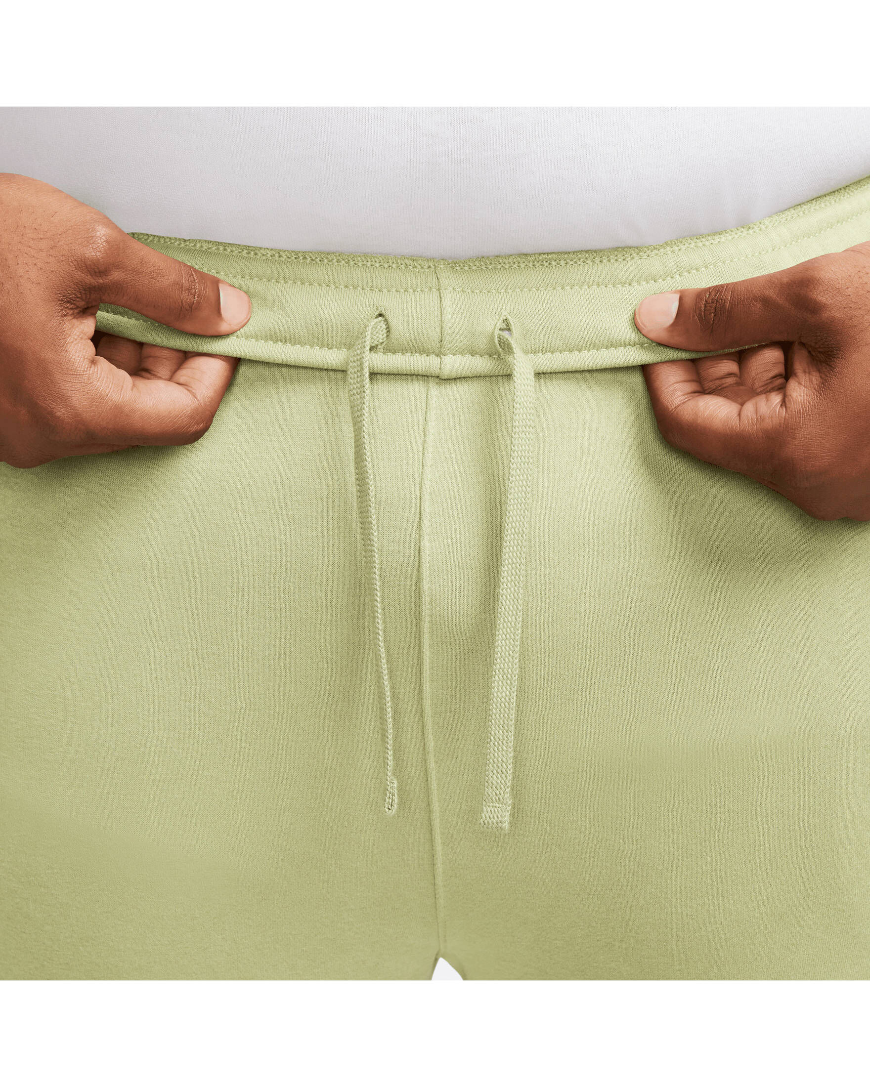 Nike Sportswear| Herren Jogginghose Standard Fit
