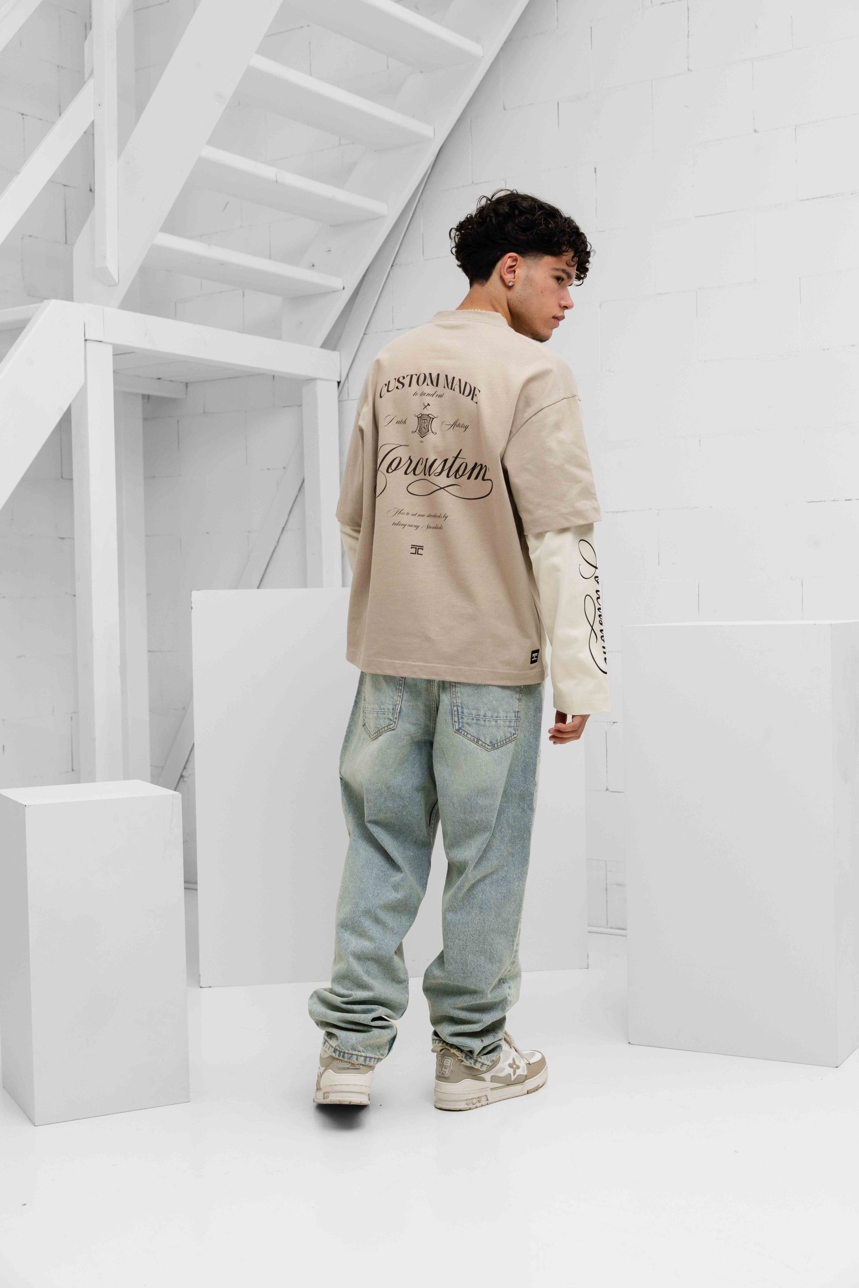 Jorcustom Handscript Double Layered Longsleeve T-Shirt Heren Taupe/Beige