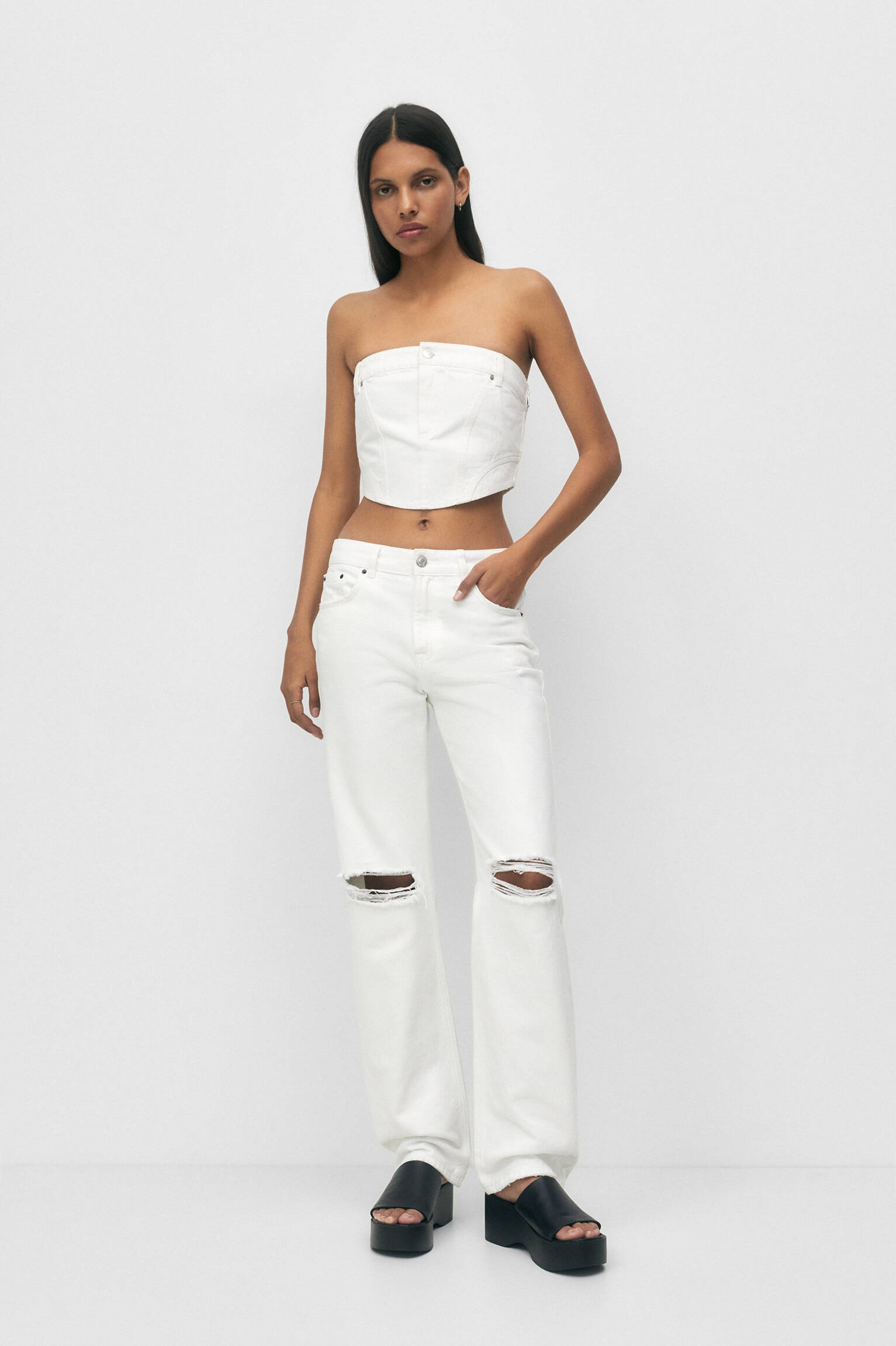 Calça jeans branca de perna reta e cintura baixa - branca