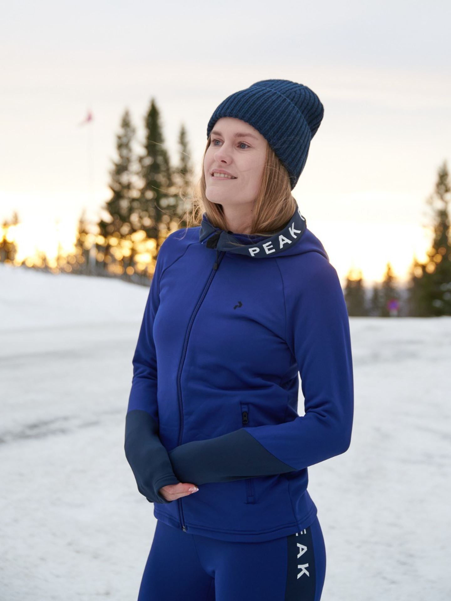 Rider Zip Hood