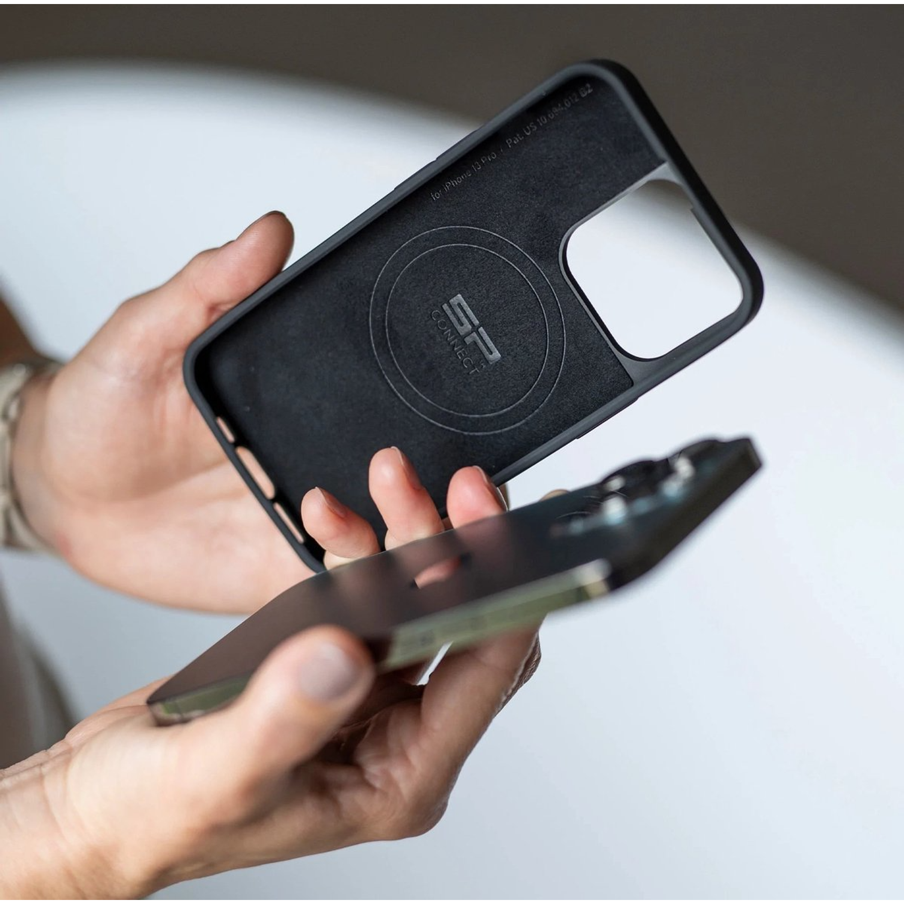 SP Connect iPhone 16 SPC+ Telefoonhoes
