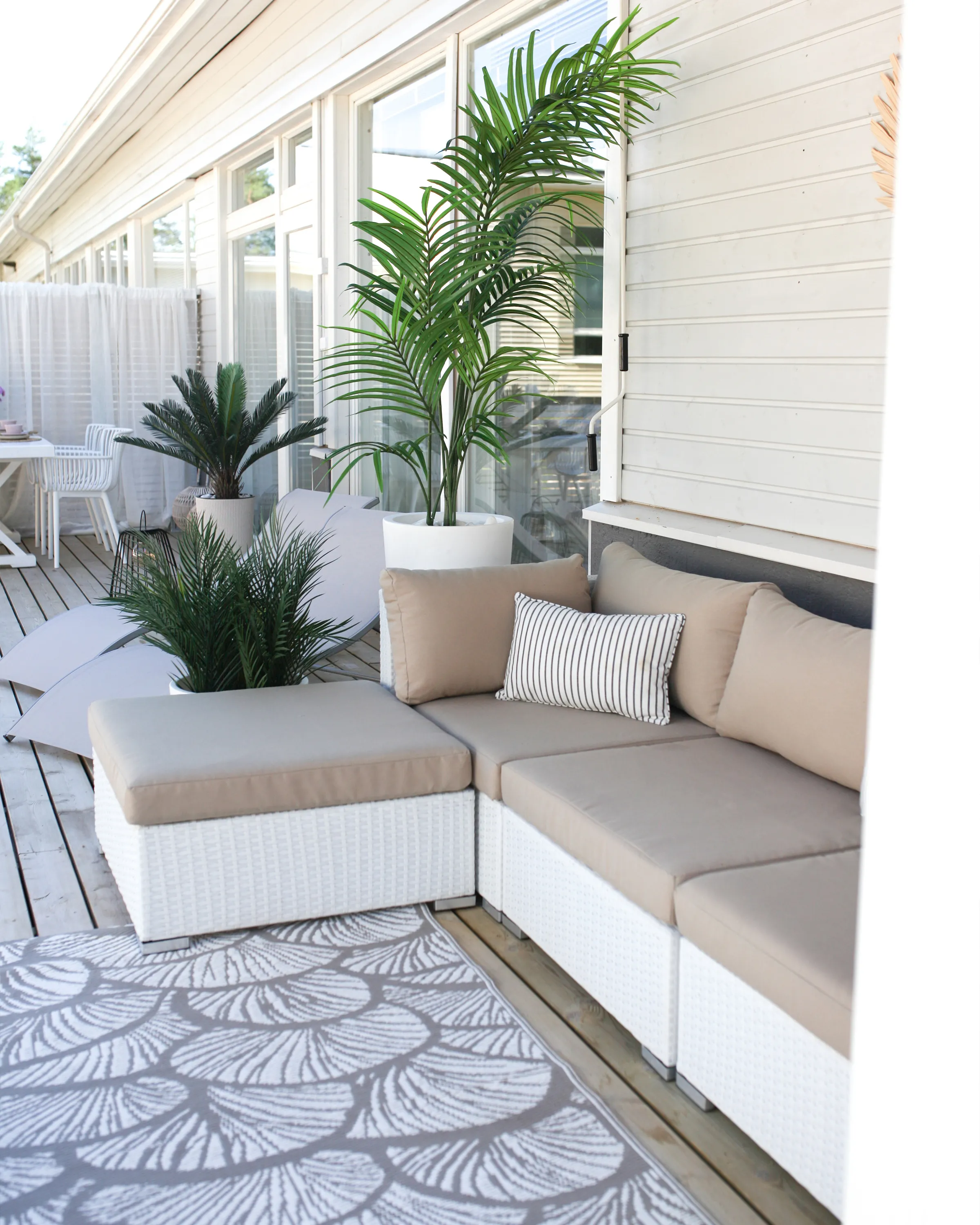 Tuin hoekloungeset met tafel 4-zits SANO linkszijdig modulair PE rotan Wit