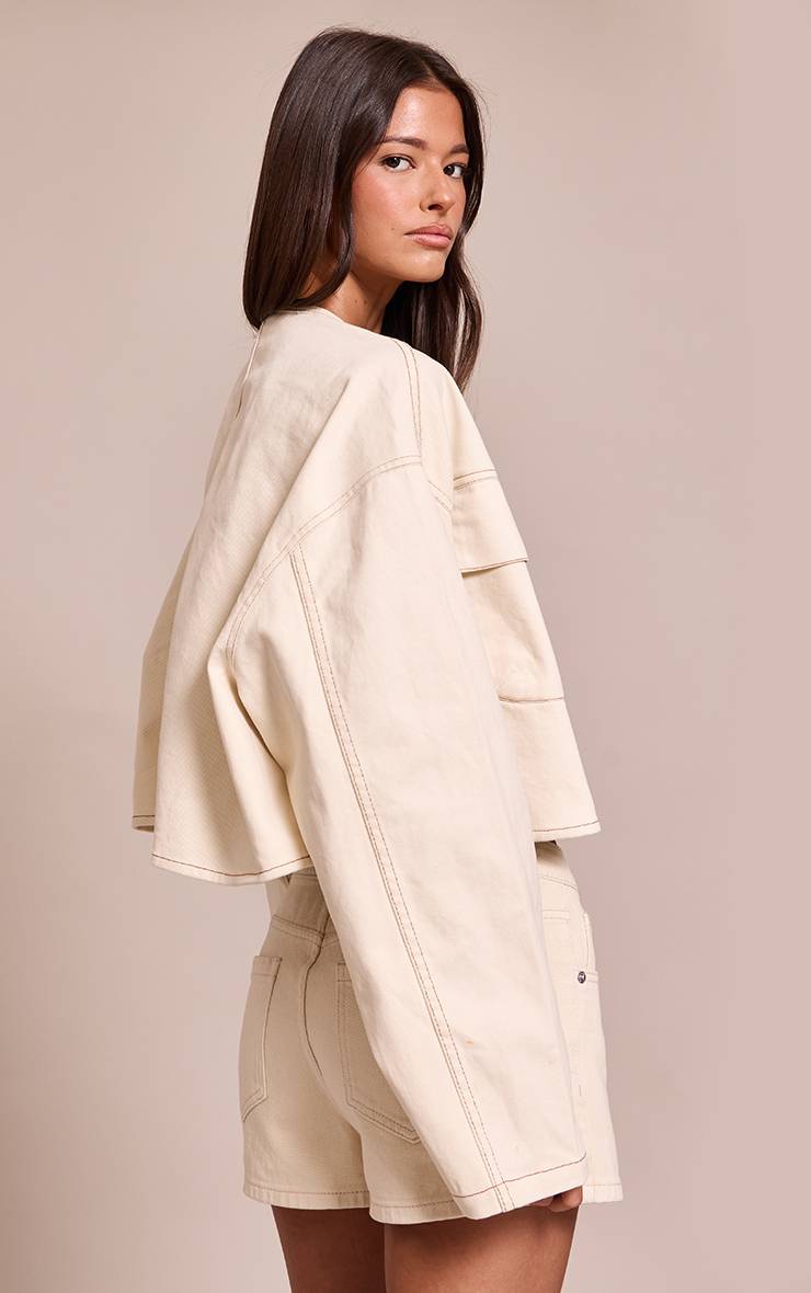 Ecru Veste En Jean Courte Bleu Clair À Ourlet Arrondi