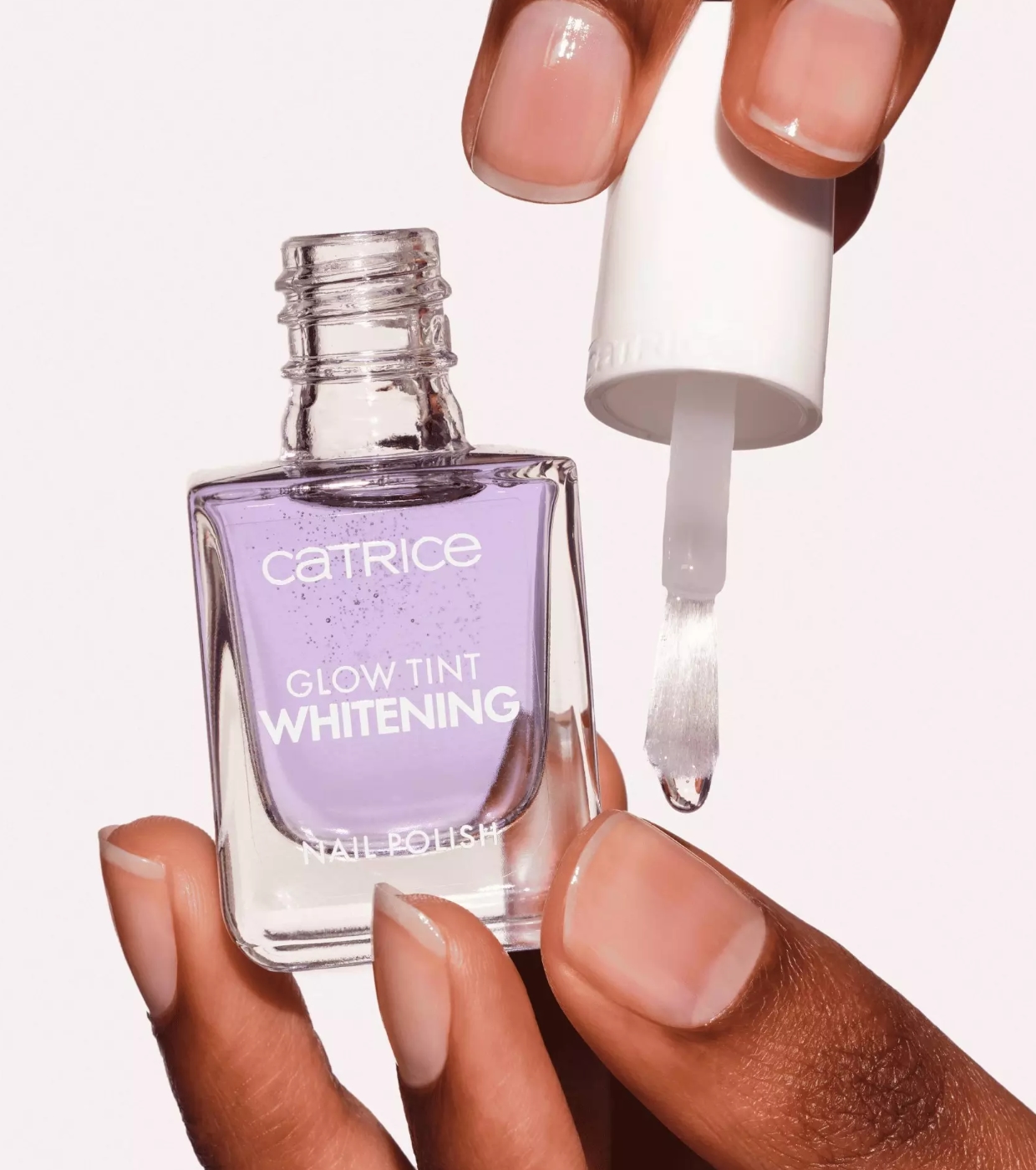 Catrice - Esmalte Clareador Glow Tint - 020: Bye Bye Yellow