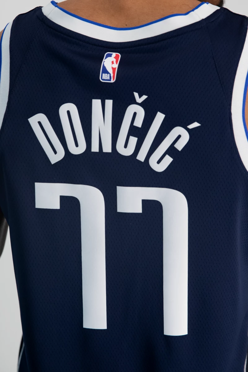 Nike Dallas Mavericks Luka Doncic Herren Basketballtrikot