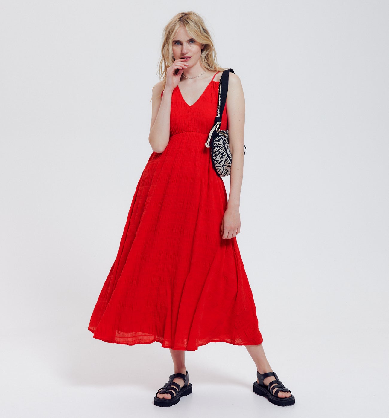 Robe mi-longue à bretelles - Rouge