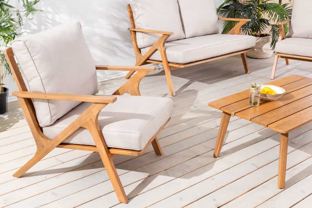 Wetterfestes Gartenlounge-Set COMFORT LINE natur beige Akazie 4-teilig inkl. Tisch
