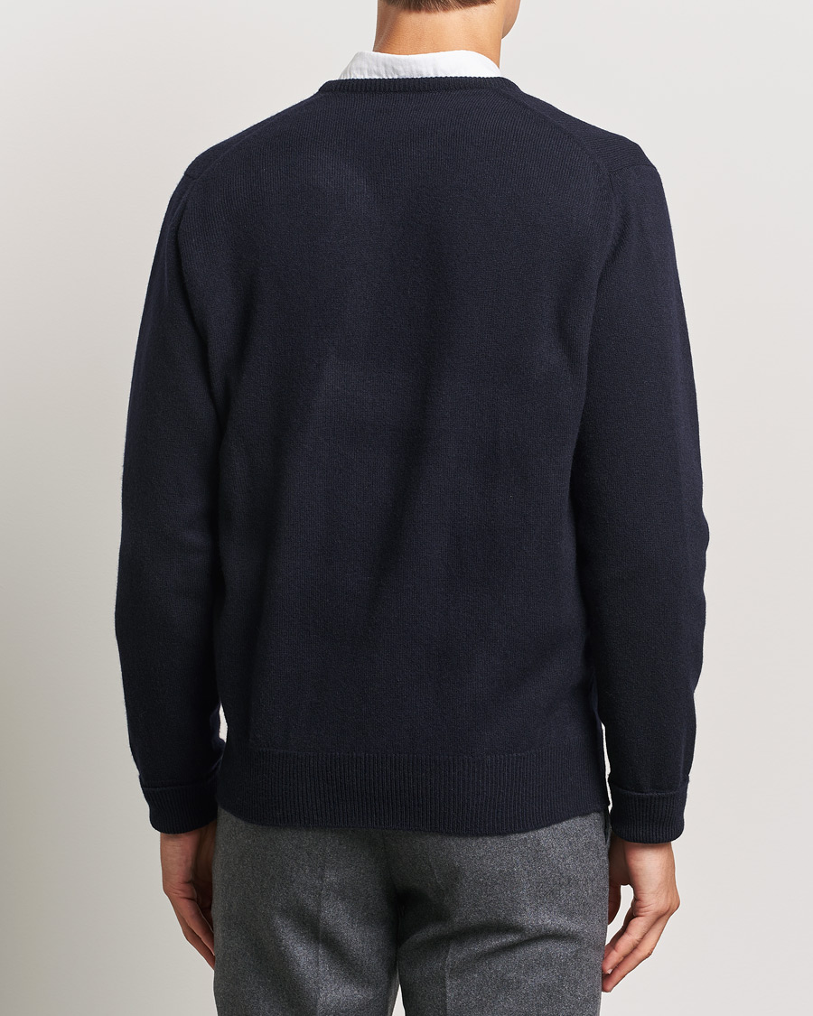 William Lockie Rob Lambswool V-Neck Navy