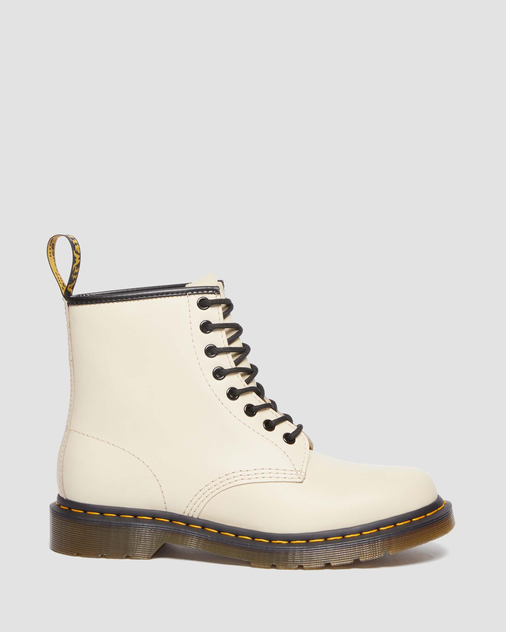 1460 Smooth Leather Lace Up Boots