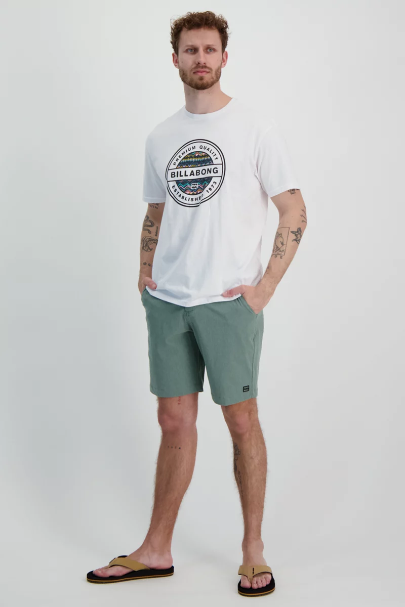 Billabong Crossfire Mid Herren Short