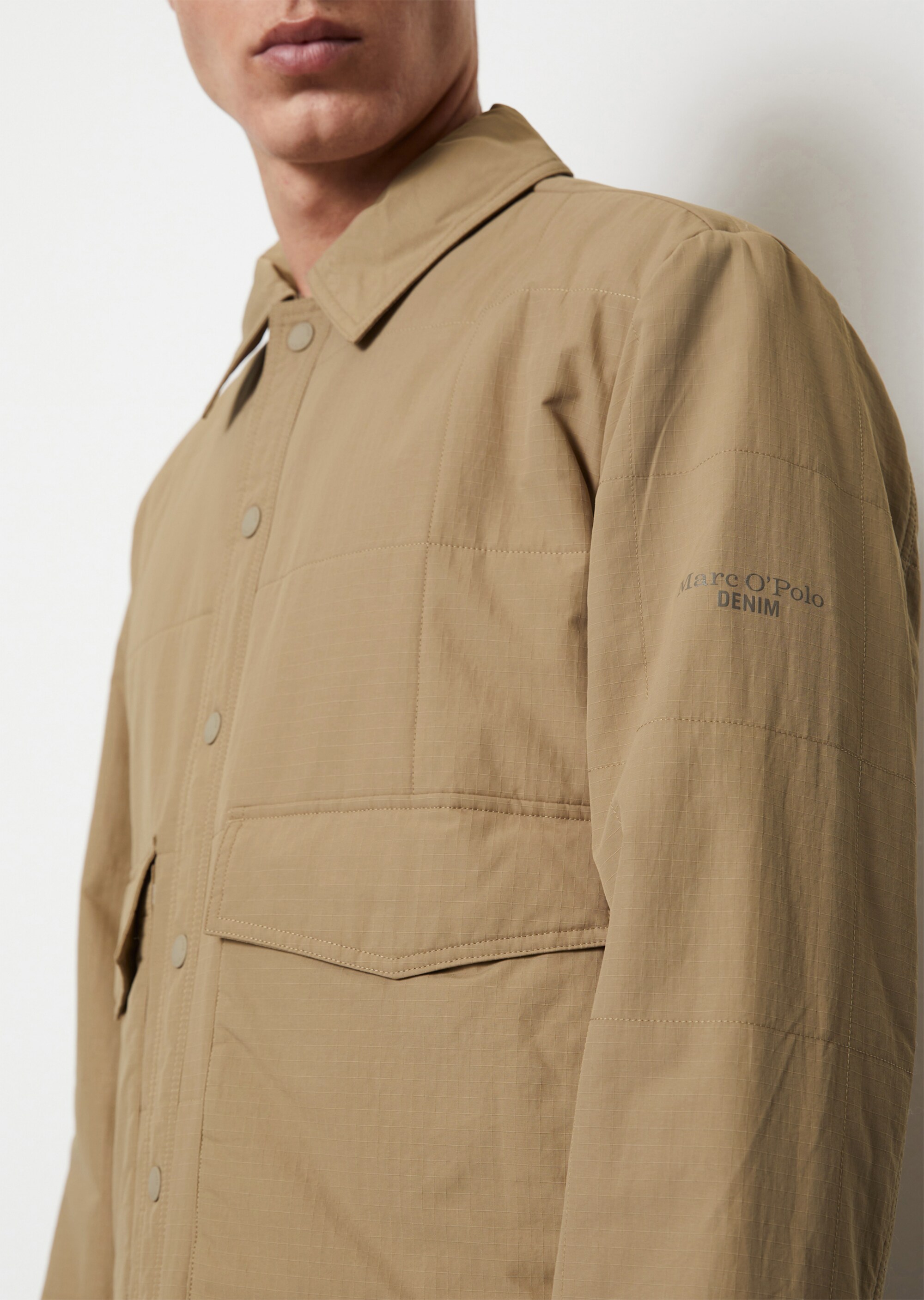 Wattiertes Overshirt in wasserabweisender Ripstop-Qualität