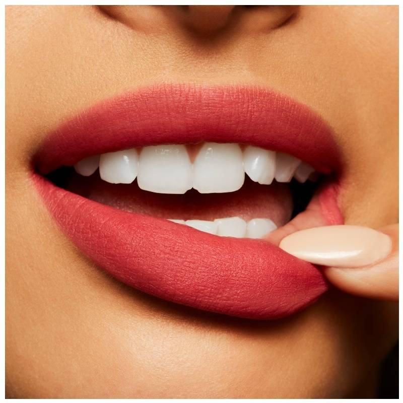 MAC Powder Kiss Liquid Lipcolour 3 gr. - A Little Tamed