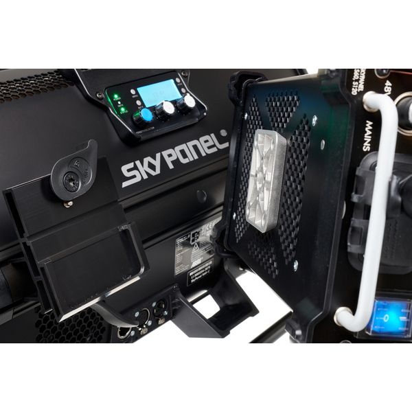 ARRI SkyPanel S60-C Bk