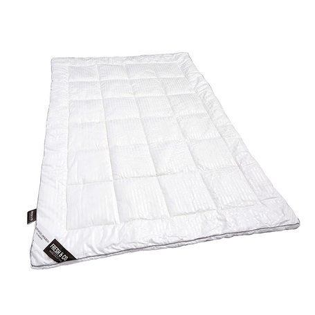 Dekbed Hotel Stripe Micro Dons - All-Season