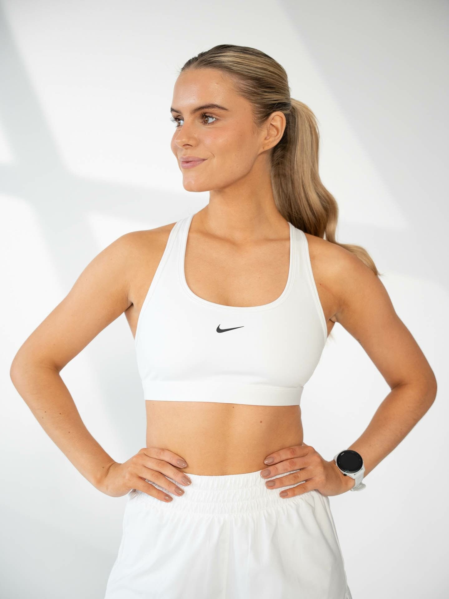 Swoosh Light Support Non-Padded Sports Bra
