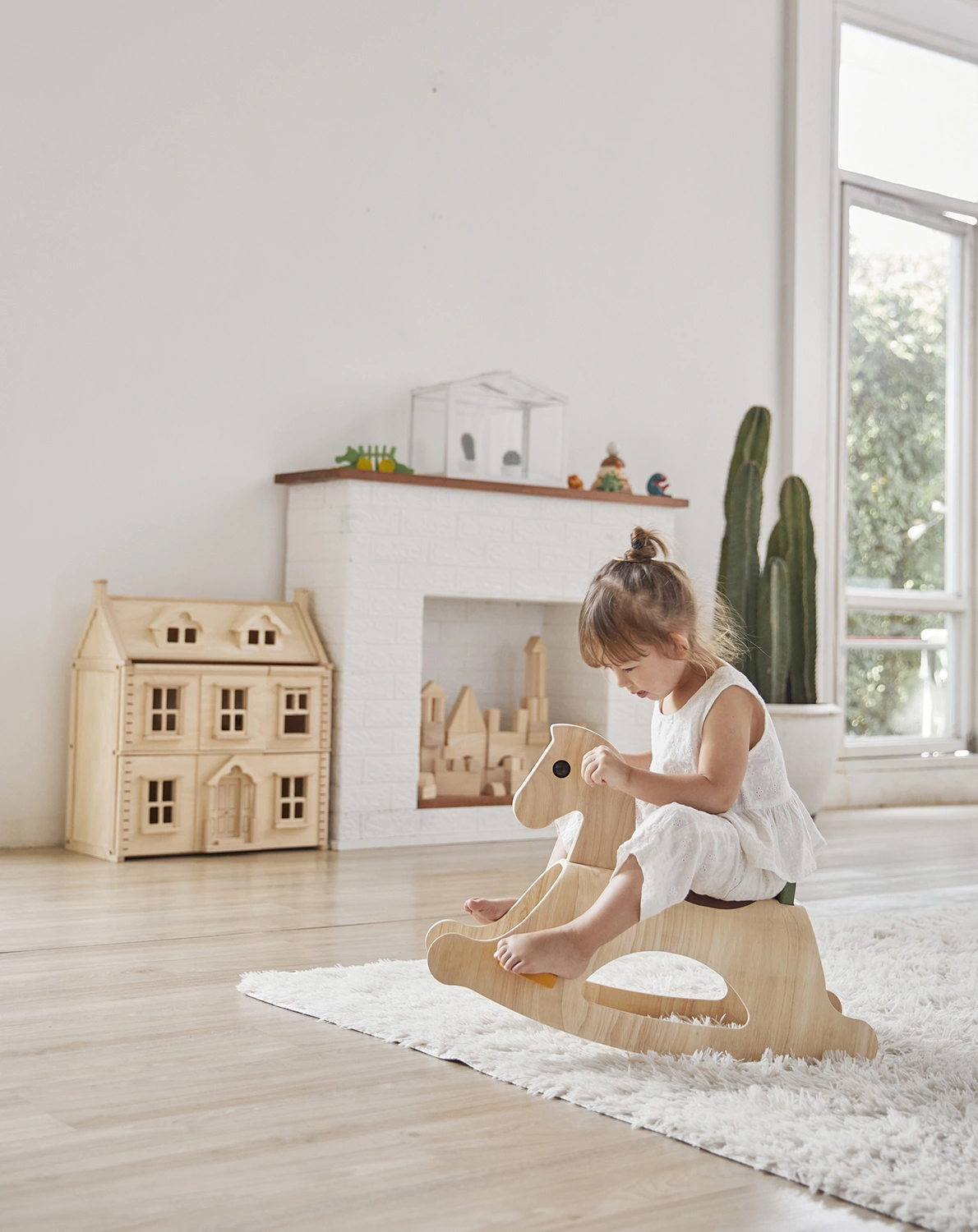 Schaukelpferd MODERN RUSTIC - PALOMINO