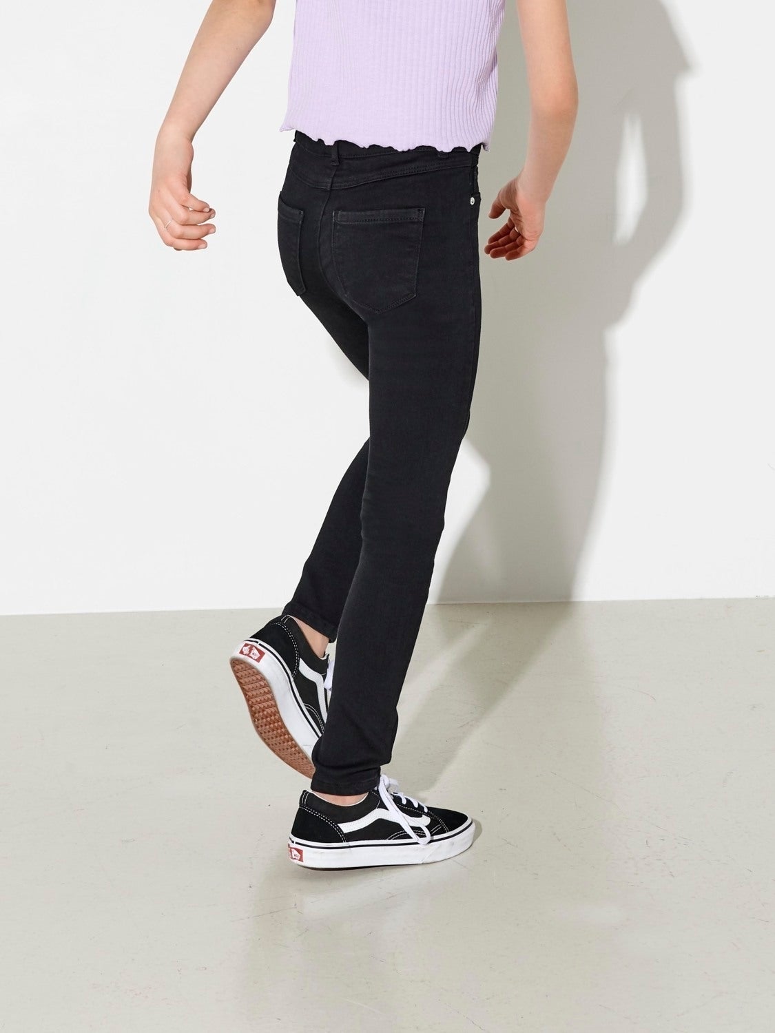 KONRAIN Skinny Fit Jeans Black