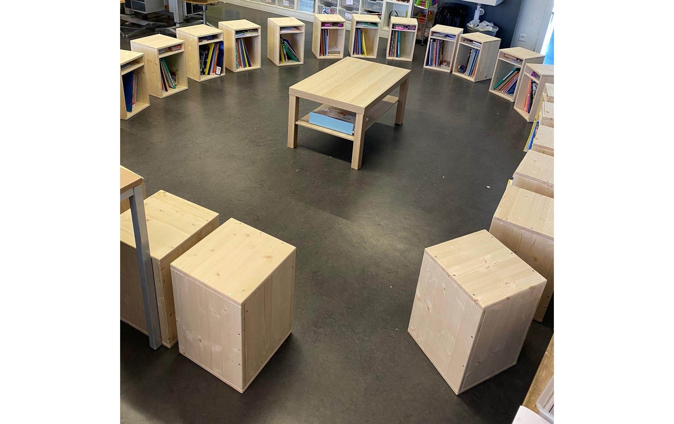 Hocker Sitz- und Aufbewahrungshocker NatureHocker mit Ablage für Schule und Kindergarten – perfekt für Churermodell