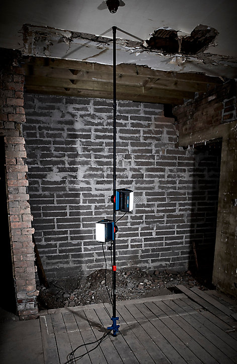 Projecteur de chantier double sur pied Erbauer 2000 lumens