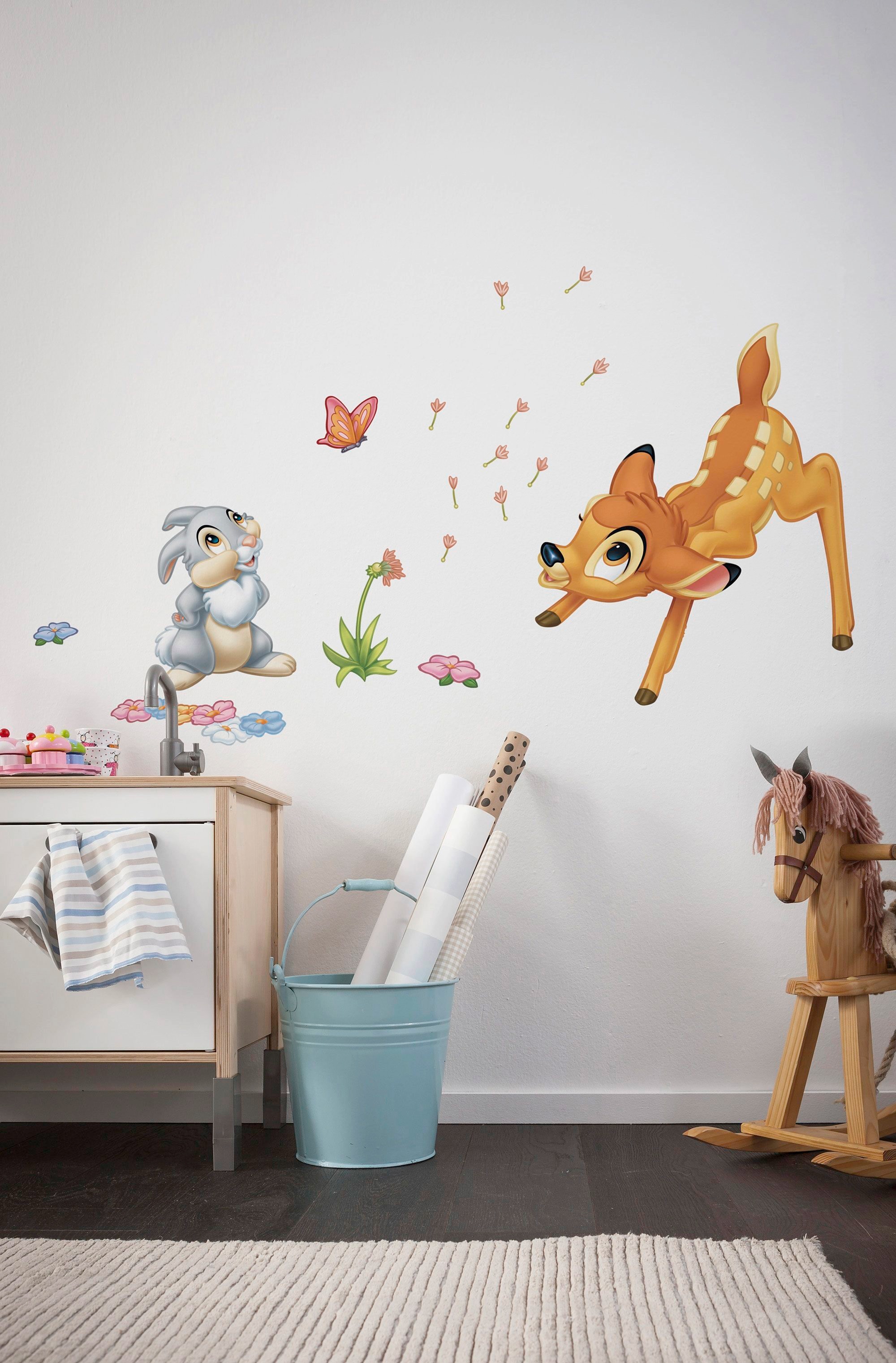 Komar Wandtattoo »Bambi - Grösse 50 x 70 cm« selbstklebend, Wandsticker, Kinderzimmer