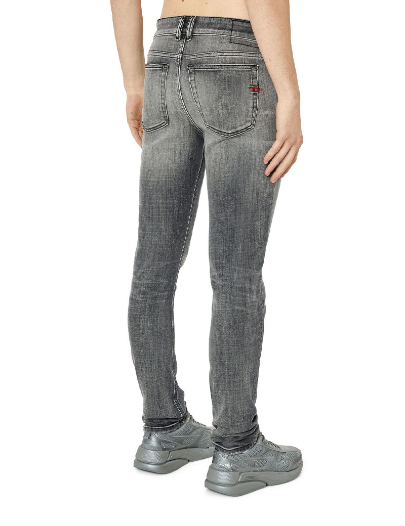 DIESEL JEAN HOMME SLEENKER 9E71 GRIS